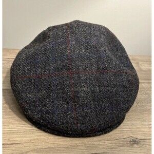 Bailey of Hollywood Tweed Cap Made In Italy Excellent